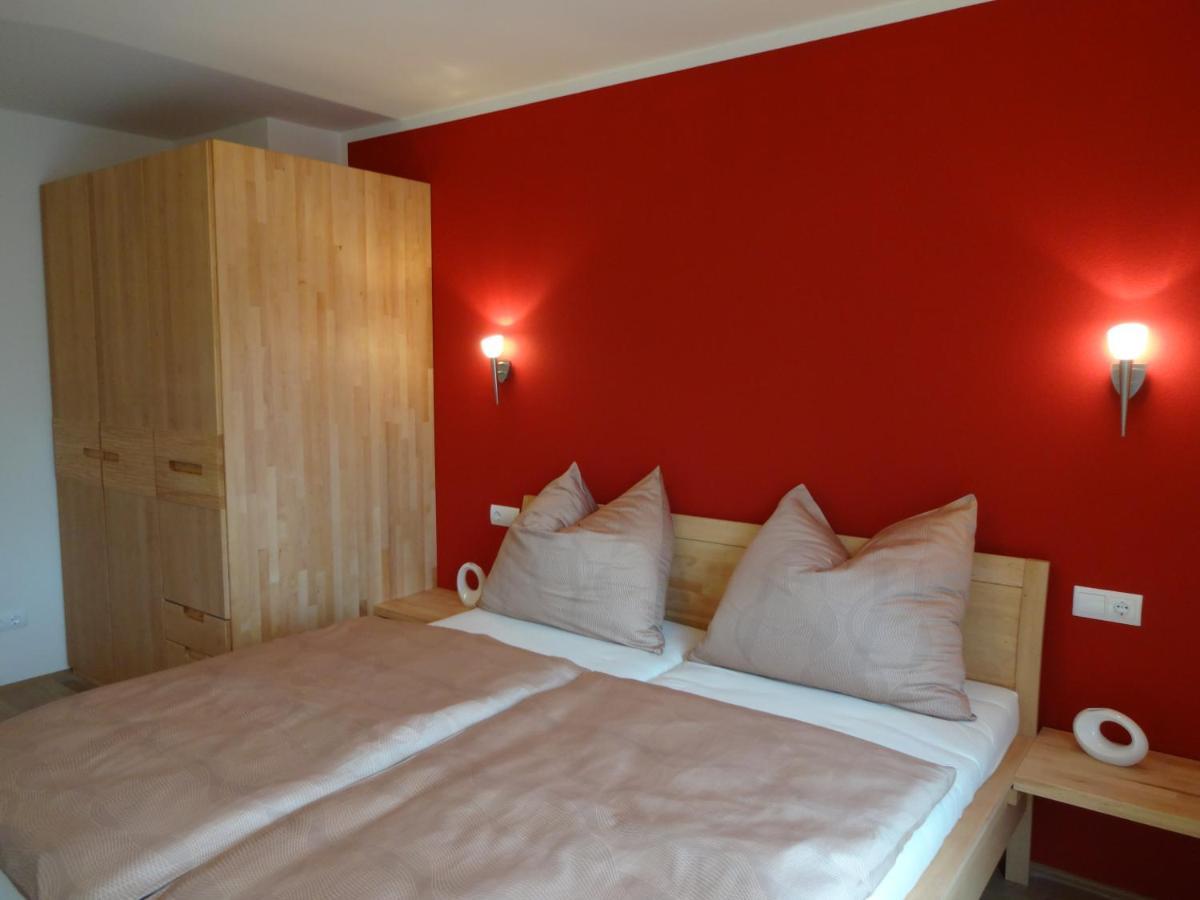 "Nature Erleben" Appartement & Komfortzimmer Velden am Woerthersee Exterior photo